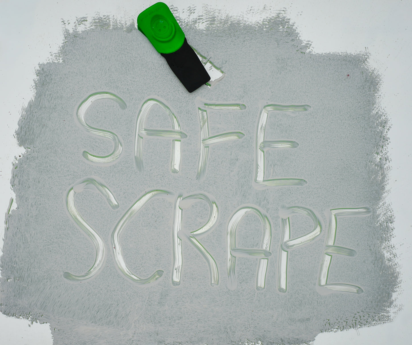 SafeScrape – Scratch-Free Nylon Scraper